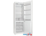 Холодильник Indesit DS 320 W