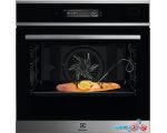 Электрический духовой шкаф Electrolux EOC9P31WX