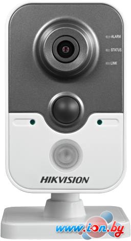 IP-камера Hikvision DS-2CD2422FWD-IW (4 мм) в Витебске