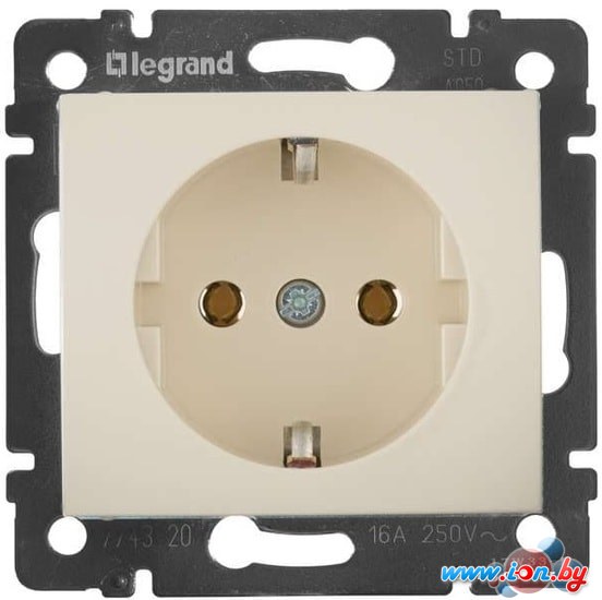 Розетка Legrand Valena 774320 в Минске