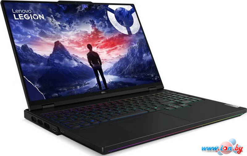 Игровой ноутбук Lenovo Legion Pro 7 16IRX8H 83DE004HRK в Могилёве